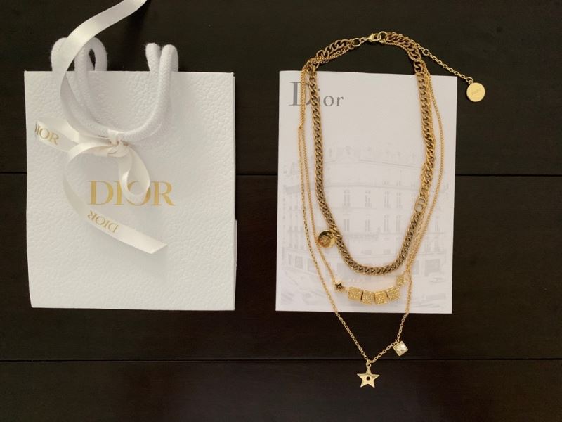chr1st1an D10r necklaces